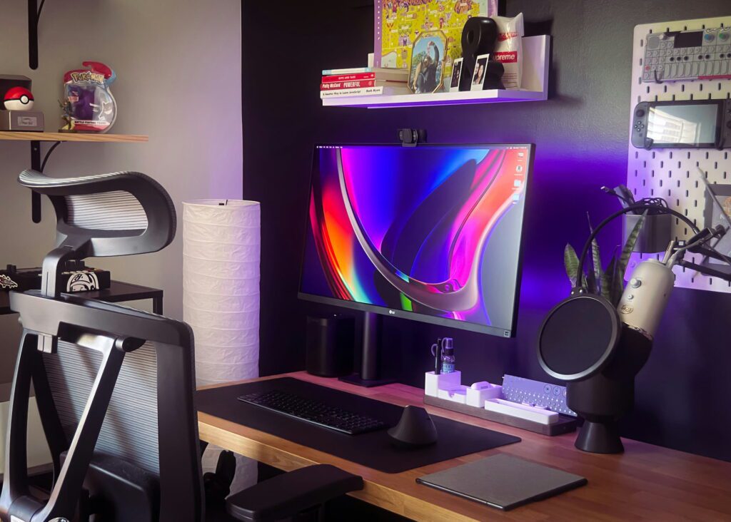 laptop monitor desk workspace