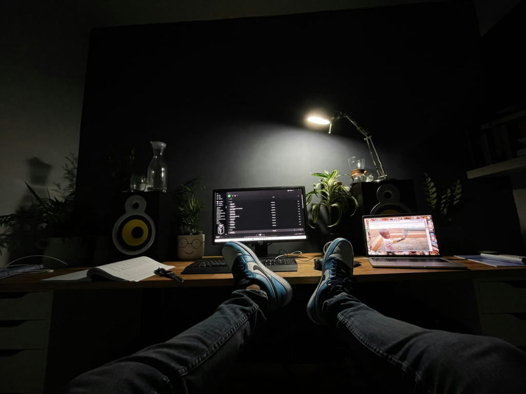 ergonomic footrest
